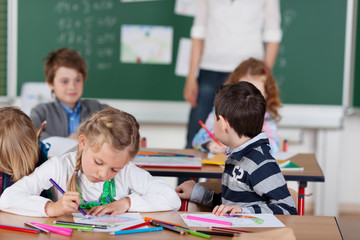 Fototapeta premium schüler im unterricht