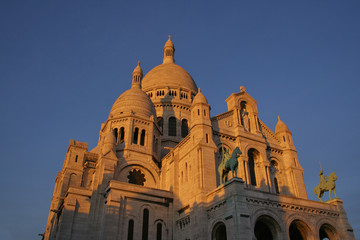 Obraz premium Sacre Coeur at sunset