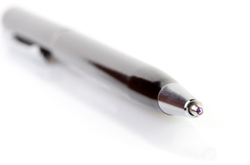 Metallic pen