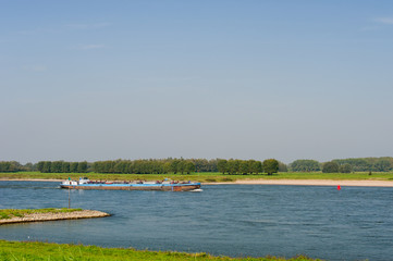 Obraz premium Boat on the river