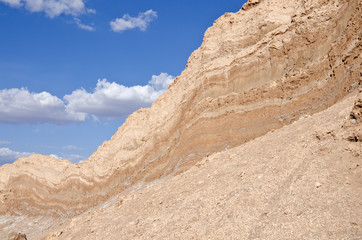 Fototapeta na wymiar Cliff of Valley of the Moon Atacama Desert