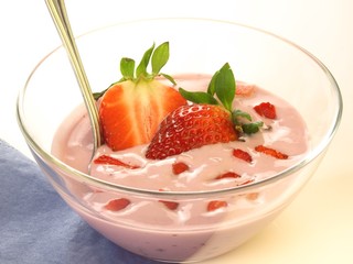Bowl with yogurt, isolated