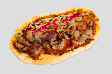 Lahmacun/türkische Pizza mit Fleisch