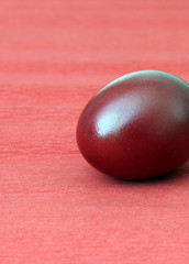 rotes Ei