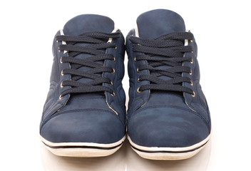 A pair of regular sneakers