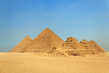 Fototapeta na wymiar Wielkie Piramidy, Giza, Egipt