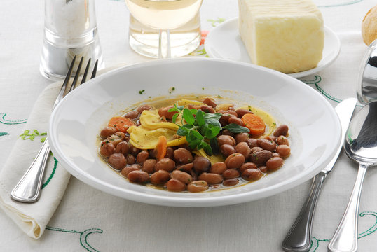 Pasta e fagioli Pasta and beans