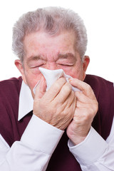 Senior ist erkältet