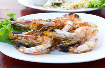 Grilled shrimps