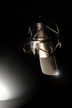 microfono radiofonico