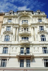 Fototapeta na wymiar Stare fasada budynku