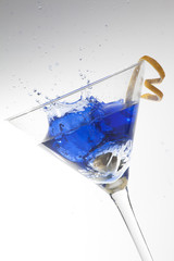 Splashing cocktail