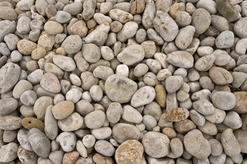 Piedras en la costa