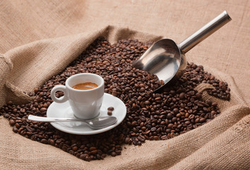 Espresso Italiano and coffee beans