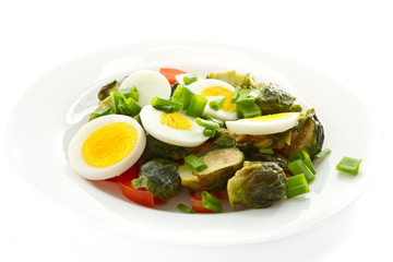 Brussels sprouts salad with eggs