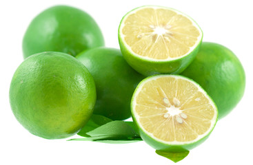 Obraz na płótnie Canvas citrons verts biologiques