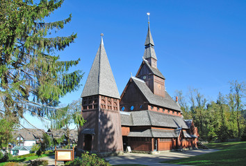 Fototapeta na wymiar Słynny norweski stavkirke w Hahnenklee w żywicy