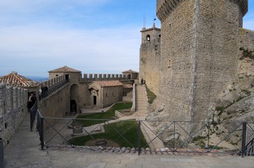 Fototapeta na wymiar Wieże San Marino