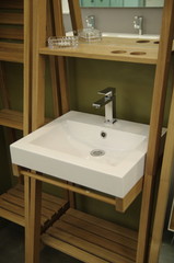 détail de salle de bain - lavabo