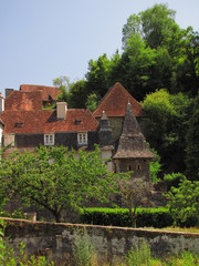 Fototapeta na wymiar Wieś Segur-le-Chateau, Correze, Limousin, Périgord