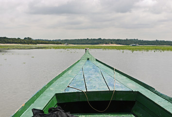Flussfahrt auf dem Amazonas