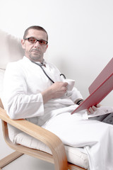 Arzt macht eine Pause