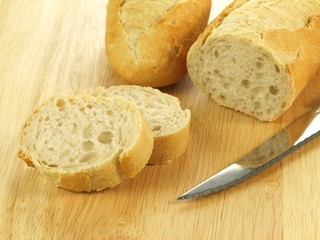 Sliced baguette