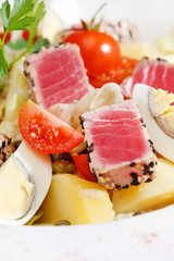 salad with tuna and vegetables