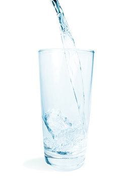 Trinkwasser im Glas