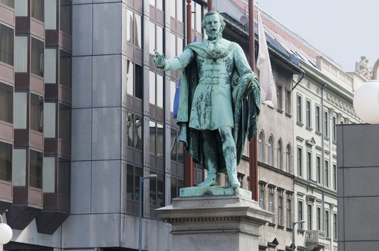 Statue In Roosevelt Square Budpest Hungary