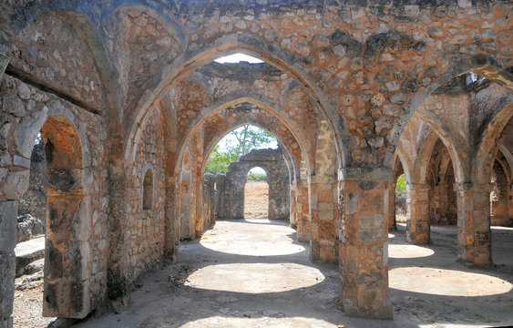 Gro&szlig;e Moschee, Kilwa Kisiwani