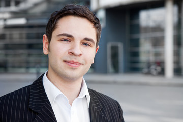 Obraz premium Geschäftsmann in der Stadt