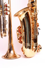 Trompete und Saxofon
