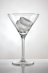 Cocktail cup and ice