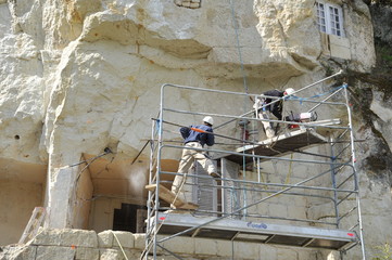 Tailleur Maison troglodyte 2