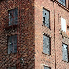 Fototapeta na wymiar old factory building