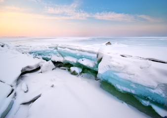 Fototapeta na wymiar Lód i horyzont.