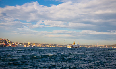 Fototapeta na wymiar bosphorus with sea traffic 1