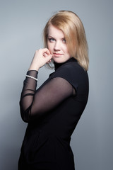 Fototapeta premium Beautiful young blonde woman with pearl jewelry