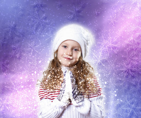 Cuty little girl in winter wear