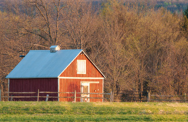 Fototapeta premium Red Barn in Charlton