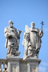Fototapeta na wymiar Statues on the top of Saint John Lateran Basilica