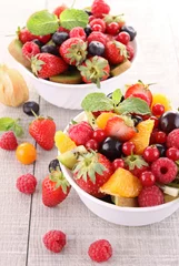 Zelfklevend Fotobehang fruit salad © M.studio