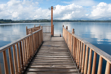 Obraz premium Pier at Lllanquihue lake (Chile)