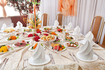 Wedding table setting