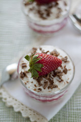 Ciotolina con panna e fragole