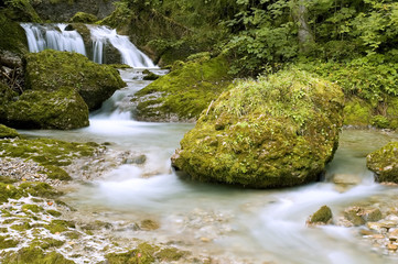 Kleiner Wasserfall im Allgäu