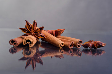 Star Anise, Cinnamon And Flax