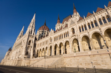 Fototapeta premium Riverside of the hungarian Parliament in Budapest