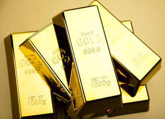 Gold bullions